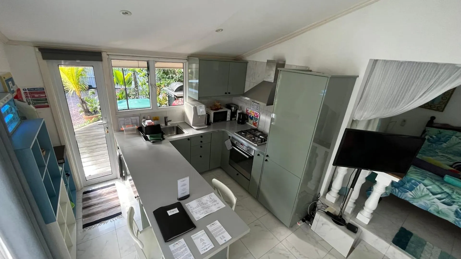 Royal Bay Villa And Apartment Anse Royale