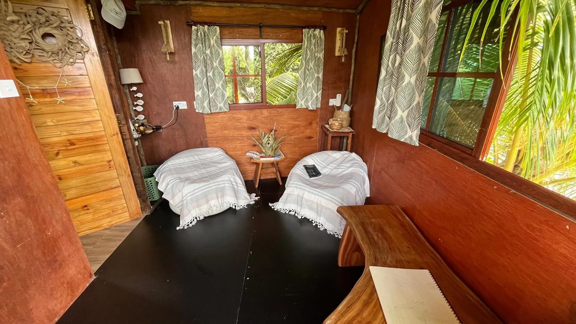 Royal Bay Villa And Apartment Anse Royale